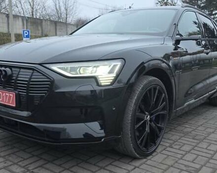 Чорний Ауді E-Tron, об'ємом двигуна 0 л та пробігом 120 тис. км за 33500 $, фото 1 на Automoto.ua