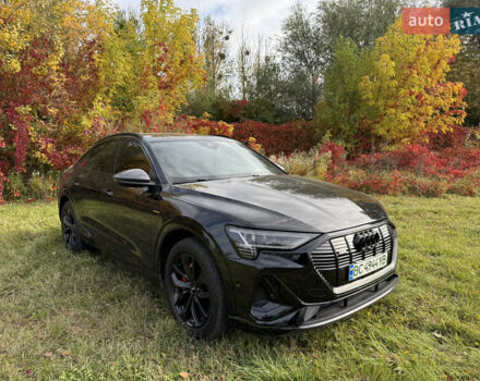 Черный Ауди E-Tron, объемом двигателя 0 л и пробегом 59 тыс. км за 41900 $, фото 1 на Automoto.ua