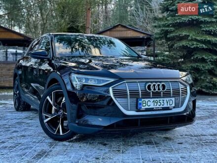 Чорний Ауді E-Tron, об'ємом двигуна 0 л та пробігом 159 тис. км за 24000 $, фото 1 на Automoto.ua
