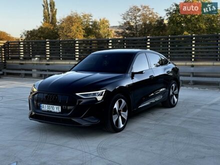 Чорний Ауді E-Tron, об'ємом двигуна 0 л та пробігом 62 тис. км за 32999 $, фото 1 на Automoto.ua