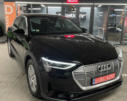 Чорний Ауді E-Tron, об'ємом двигуна 0 л та пробігом 171 тис. км за 22500 $, фото 1 на Automoto.ua