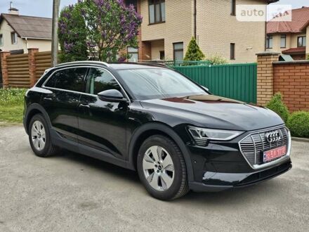 Чорний Ауді E-Tron, об'ємом двигуна 0 л та пробігом 71 тис. км за 38900 $, фото 1 на Automoto.ua