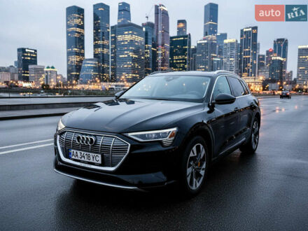 Чорний Ауді E-Tron, об'ємом двигуна 0 л та пробігом 140 тис. км за 29299 $, фото 1 на Automoto.ua