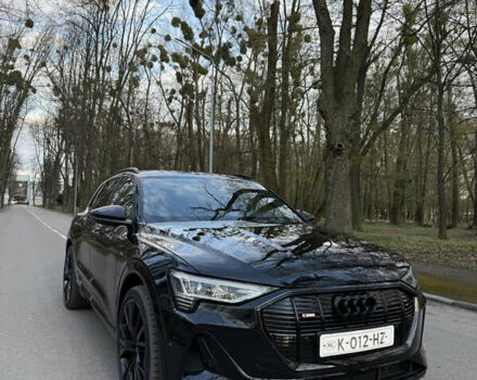 Черный Ауди E-Tron, объемом двигателя 0 л и пробегом 178 тыс. км за 31000 $, фото 1 на Automoto.ua