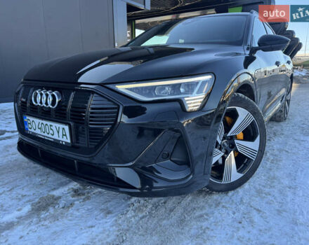 Чорний Ауді E-Tron, об'ємом двигуна 0 л та пробігом 103 тис. км за 33900 $, фото 1 на Automoto.ua