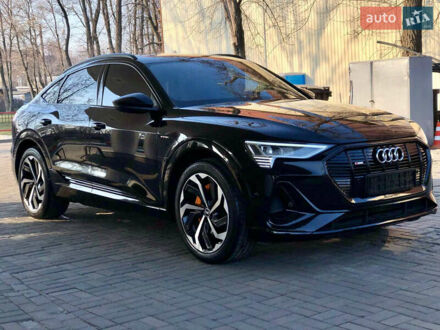 Ауди E-Tron 2021 в Днепре (Днепропетровске) на Automoto.ua Черный Ауди E-Tron, объемом двигателя 0 л и пробегом 57 тыс. км за 41500 $, фото 1 на Automoto.ua