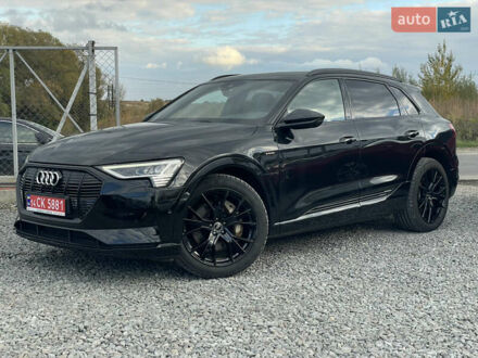 Чорний Ауді E-Tron, об'ємом двигуна 0 л та пробігом 70 тис. км за 39900 $, фото 1 на Automoto.ua