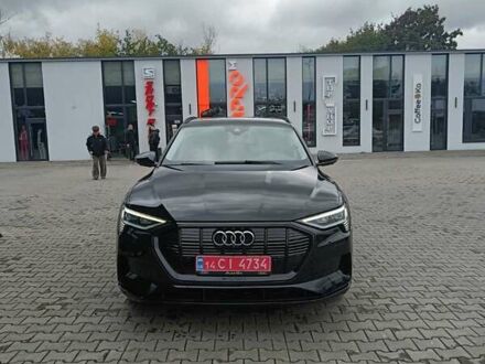 Черный Ауди E-Tron, объемом двигателя 0 л и пробегом 147 тыс. км за 29999 $, фото 1 на Automoto.ua