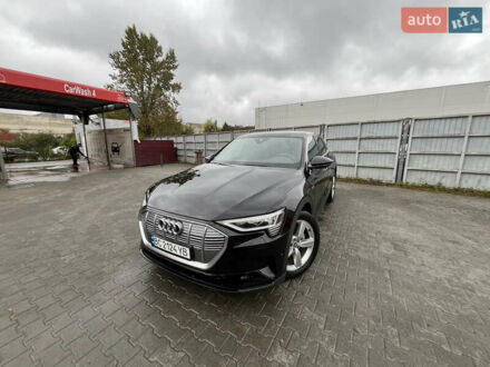 Черный Ауди E-Tron, объемом двигателя 0 л и пробегом 96 тыс. км за 34500 $, фото 1 на Automoto.ua