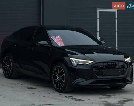 Чорний Ауді E-Tron, об'ємом двигуна 0 л та пробігом 84 тис. км за 36000 $, фото 1 на Automoto.ua