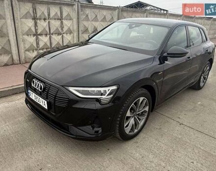 Чорний Ауді E-Tron, об'ємом двигуна 0 л та пробігом 86 тис. км за 27999 $, фото 1 на Automoto.ua