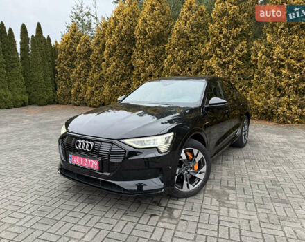 Черный Ауди E-Tron, объемом двигателя 0 л и пробегом 54 тыс. км за 37990 $, фото 1 на Automoto.ua