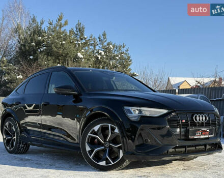 Чорний Ауді E-Tron, об'ємом двигуна 0 л та пробігом 42 тис. км за 48729 $, фото 1 на Automoto.ua