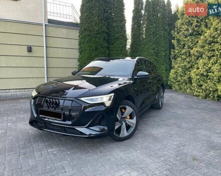 Чорний Ауді E-Tron, об'ємом двигуна 0 л та пробігом 58 тис. км за 36900 $, фото 1 на Automoto.ua