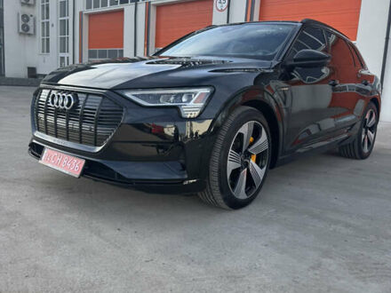 Черный Ауди E-Tron, объемом двигателя 0 л и пробегом 87 тыс. км за 31300 $, фото 1 на Automoto.ua