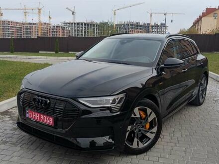 Чорний Ауді E-Tron, об'ємом двигуна 0 л та пробігом 45 тис. км за 41500 $, фото 1 на Automoto.ua