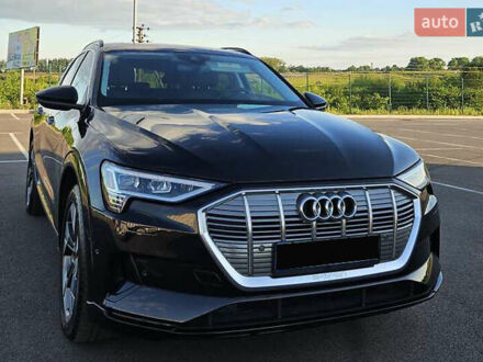 Черный Ауди E-Tron, объемом двигателя 0 л и пробегом 67 тыс. км за 28200 $, фото 1 на Automoto.ua
