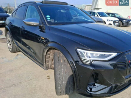 Черный Ауди E-Tron, объемом двигателя 0 л и пробегом 33 тыс. км за 46611 $, фото 1 на Automoto.ua