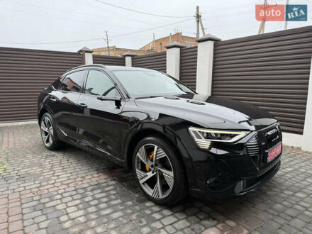 Черный Ауди E-Tron, объемом двигателя 0 л и пробегом 95 тыс. км за 38500 $, фото 1 на Automoto.ua