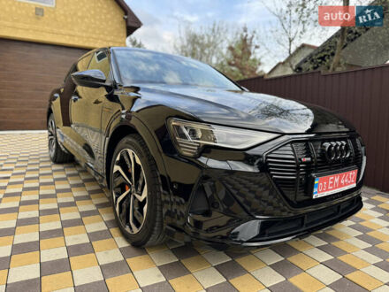 Чорний Ауді E-Tron, об'ємом двигуна 0 л та пробігом 38 тис. км за 41999 $, фото 1 на Automoto.ua