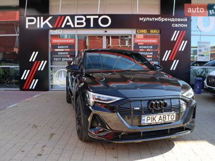 Черный Ауди E-Tron, объемом двигателя 0 л и пробегом 17 тыс. км за 44900 $, фото 1 на Automoto.ua