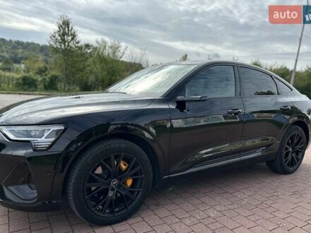 Черный Ауди E-Tron, объемом двигателя 0 л и пробегом 77 тыс. км за 43200 $, фото 1 на Automoto.ua