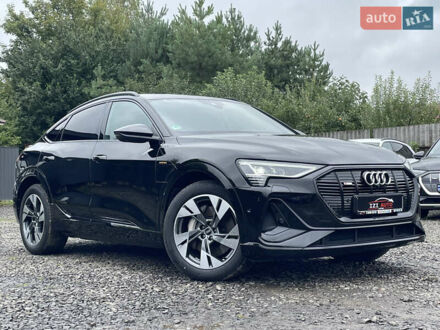 Черный Ауди E-Tron, объемом двигателя 0 л и пробегом 32 тыс. км за 44769 $, фото 1 на Automoto.ua