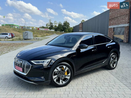 Черный Ауди E-Tron, объемом двигателя 0 л и пробегом 44 тыс. км за 37500 $, фото 1 на Automoto.ua