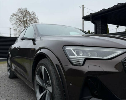 Коричневый Ауди E-Tron, объемом двигателя 0 л и пробегом 80 тыс. км за 44900 $, фото 6 на Automoto.ua