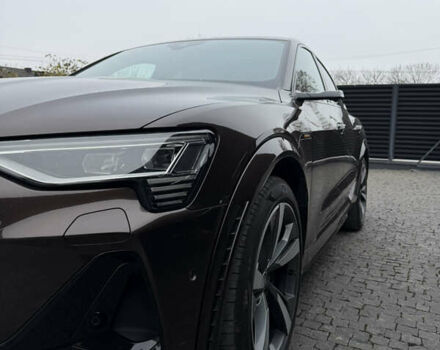 Коричневый Ауди E-Tron, объемом двигателя 0 л и пробегом 80 тыс. км за 44900 $, фото 7 на Automoto.ua
