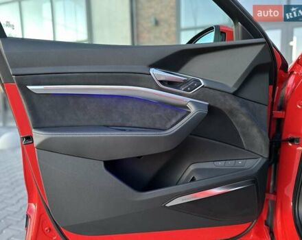 Красный Ауди E-Tron, объемом двигателя 0 л и пробегом 64 тыс. км за 34900 $, фото 48 на Automoto.ua