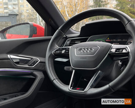 Красный Ауди E-Tron, объемом двигателя 95 л и пробегом 29 тыс. км за 38900 $, фото 15 на Automoto.ua