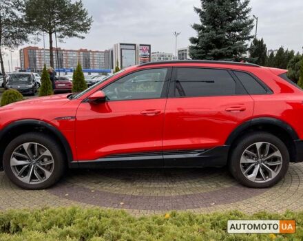 Красный Ауди E-Tron, объемом двигателя 95 л и пробегом 29 тыс. км за 38900 $, фото 3 на Automoto.ua