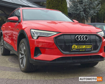 Красный Ауди E-Tron, объемом двигателя 95 л и пробегом 29 тыс. км за 38900 $, фото 8 на Automoto.ua
