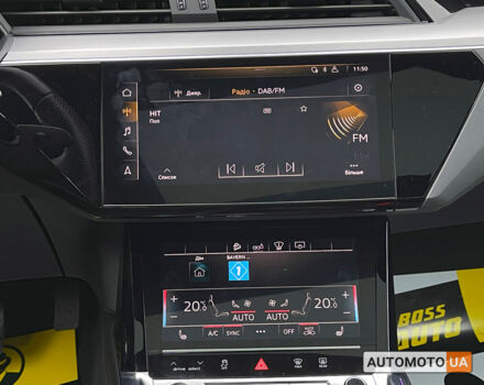 Красный Ауди E-Tron, объемом двигателя 95 л и пробегом 29 тыс. км за 38900 $, фото 13 на Automoto.ua