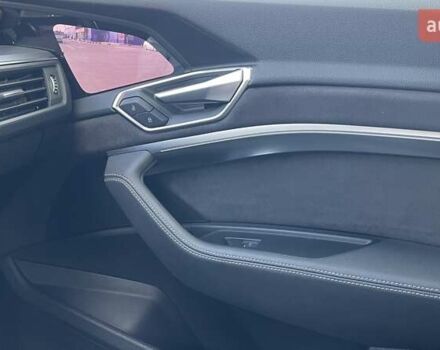 Красный Ауди E-Tron, объемом двигателя 0 л и пробегом 119 тыс. км за 29500 $, фото 55 на Automoto.ua