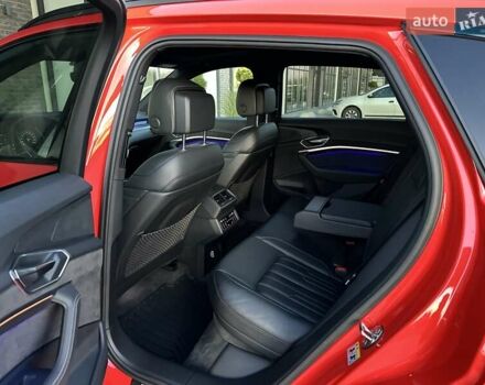 Красный Ауди E-Tron, объемом двигателя 0 л и пробегом 64 тыс. км за 34900 $, фото 58 на Automoto.ua