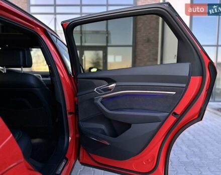 Красный Ауди E-Tron, объемом двигателя 0 л и пробегом 64 тыс. км за 34900 $, фото 59 на Automoto.ua