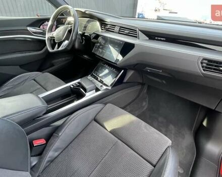 Красный Ауди E-Tron, объемом двигателя 0 л и пробегом 119 тыс. км за 29500 $, фото 42 на Automoto.ua