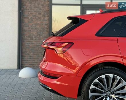 Красный Ауди E-Tron, объемом двигателя 0 л и пробегом 64 тыс. км за 34900 $, фото 39 на Automoto.ua