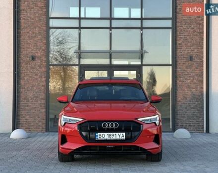 Красный Ауди E-Tron, объемом двигателя 0 л и пробегом 64 тыс. км за 34900 $, фото 13 на Automoto.ua