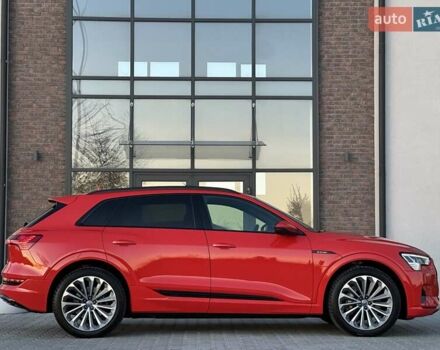 Красный Ауди E-Tron, объемом двигателя 0 л и пробегом 64 тыс. км за 34900 $, фото 29 на Automoto.ua