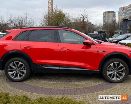 Красный Ауди E-Tron, объемом двигателя 95 л и пробегом 29 тыс. км за 38900 $, фото 7 на Automoto.ua