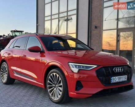 Красный Ауди E-Tron, объемом двигателя 0 л и пробегом 64 тыс. км за 34900 $, фото 31 на Automoto.ua