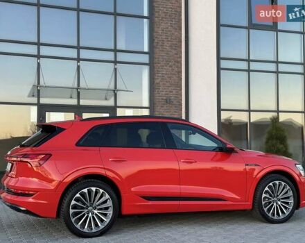 Красный Ауди E-Tron, объемом двигателя 0 л и пробегом 64 тыс. км за 34900 $, фото 28 на Automoto.ua