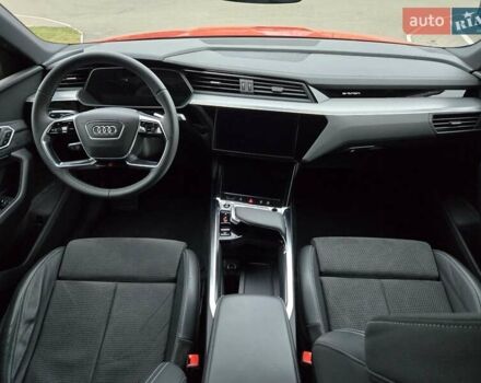 Червоний Ауді E-Tron, об'ємом двигуна 0 л та пробігом 130 тис. км за 35888 $, фото 50 на Automoto.ua