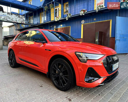 Червоний Ауді E-Tron, об'ємом двигуна 0 л та пробігом 23 тис. км за 45000 $, фото 4 на Automoto.ua
