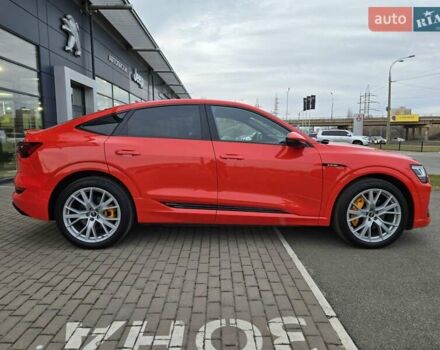 Червоний Ауді E-Tron, об'ємом двигуна 0 л та пробігом 130 тис. км за 35888 $, фото 10 на Automoto.ua