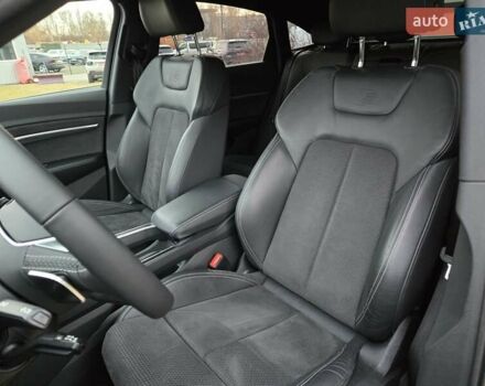 Червоний Ауді E-Tron, об'ємом двигуна 0 л та пробігом 130 тис. км за 35888 $, фото 30 на Automoto.ua