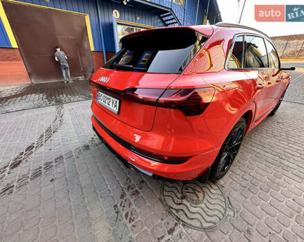Червоний Ауді E-Tron, об'ємом двигуна 0 л та пробігом 23 тис. км за 45000 $, фото 8 на Automoto.ua